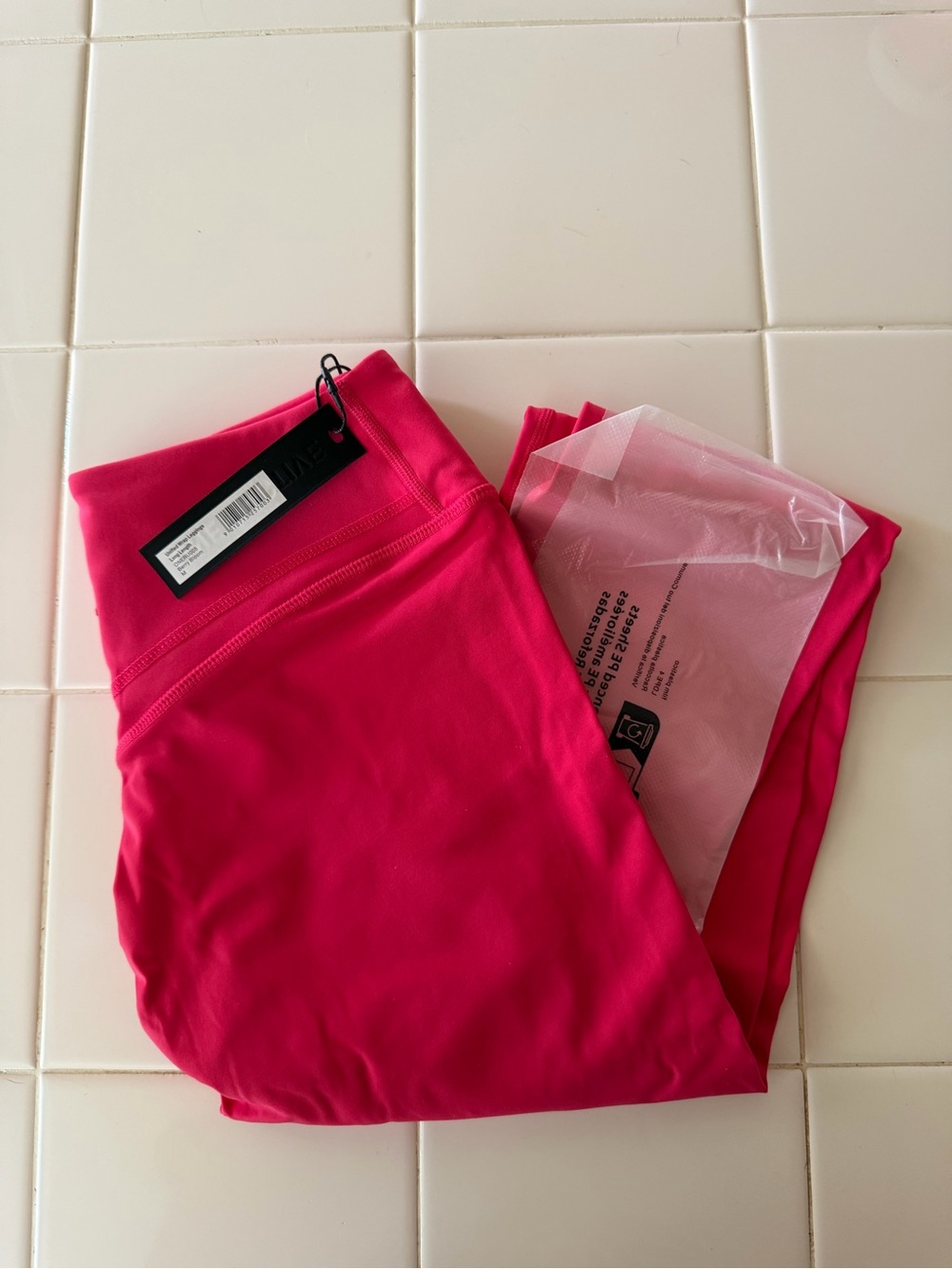 Oner Active Unified Wrap Leggings Long Berry Bloom M NWT - Picture 4 of 7